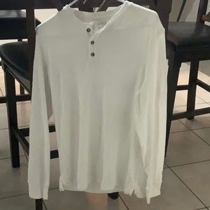 APT 9 Long Sleeve Henley shirt 3 button up, ivory with heather grey, very soft